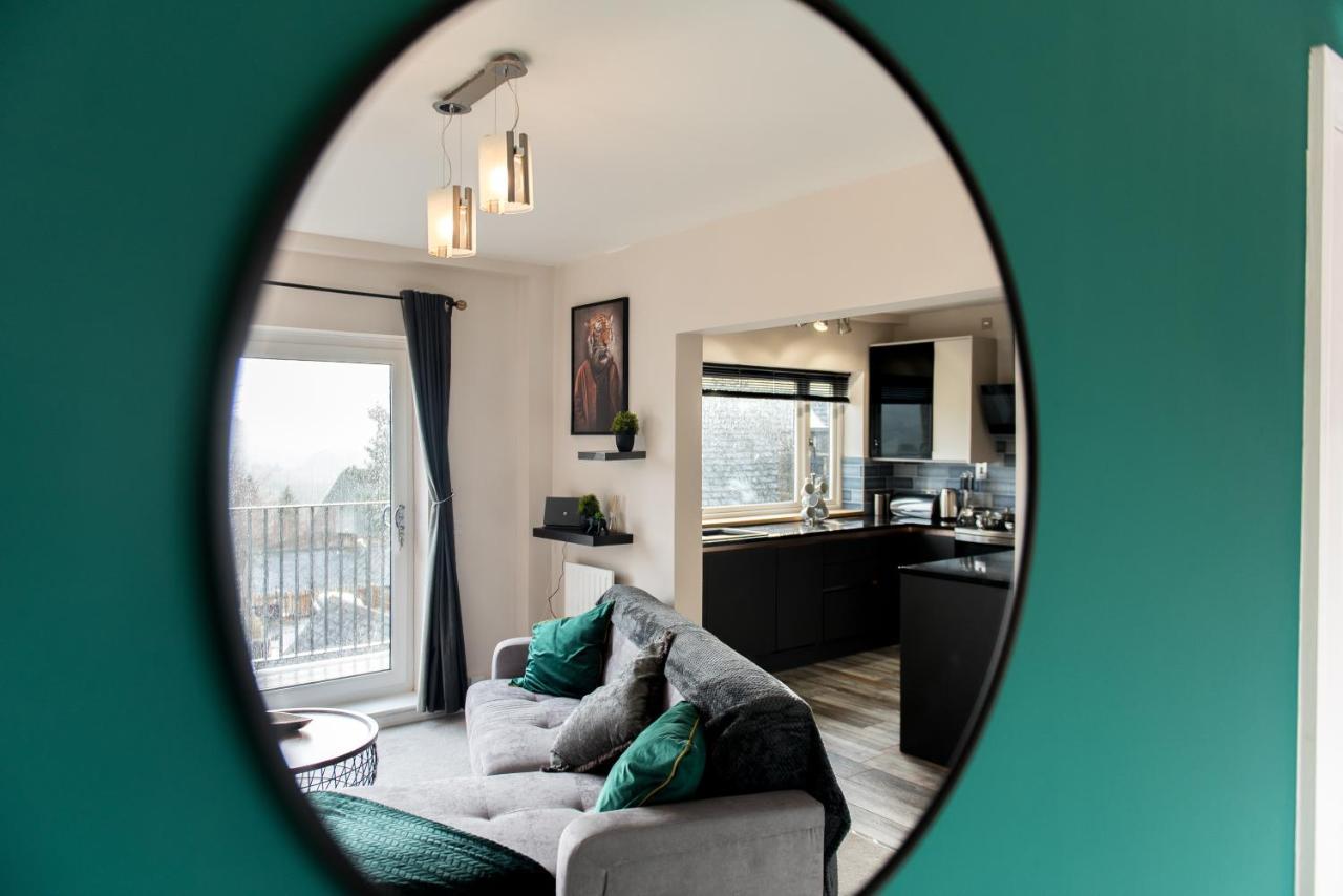 Immaculate 3 Bed House - Stunning Balcony Views Apartment Matlock  Exterior photo